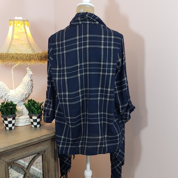 En Creme plaid fringe kimono medium - Picture 3 of 6